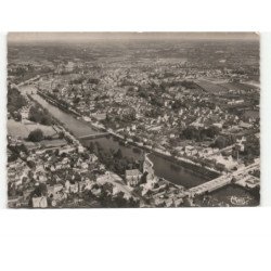 LAVAL: vue aérienne 10x15 - très bon état