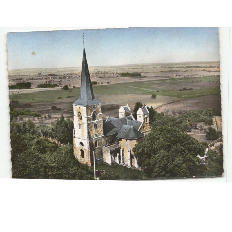 MONT-de-SASSEY: l'église du moyen-âge classée monument historique vue aérienne 10x15 - très bon état