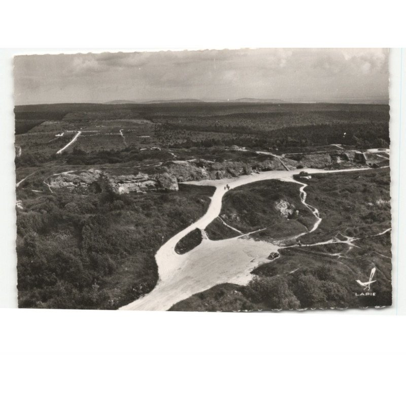 VERDUN: fort de douaumont vue aérienne 10x15 - très bon état