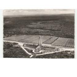 VERDUN: ossuaire de douaumont et ravin de la caillette vue aérienne 10x15 - très bon état
