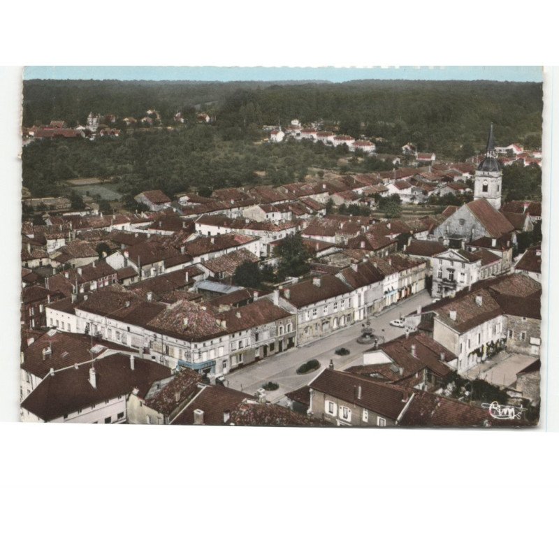ANCERVILLE: place centrale vue aérienne 10x15 - très bon état
