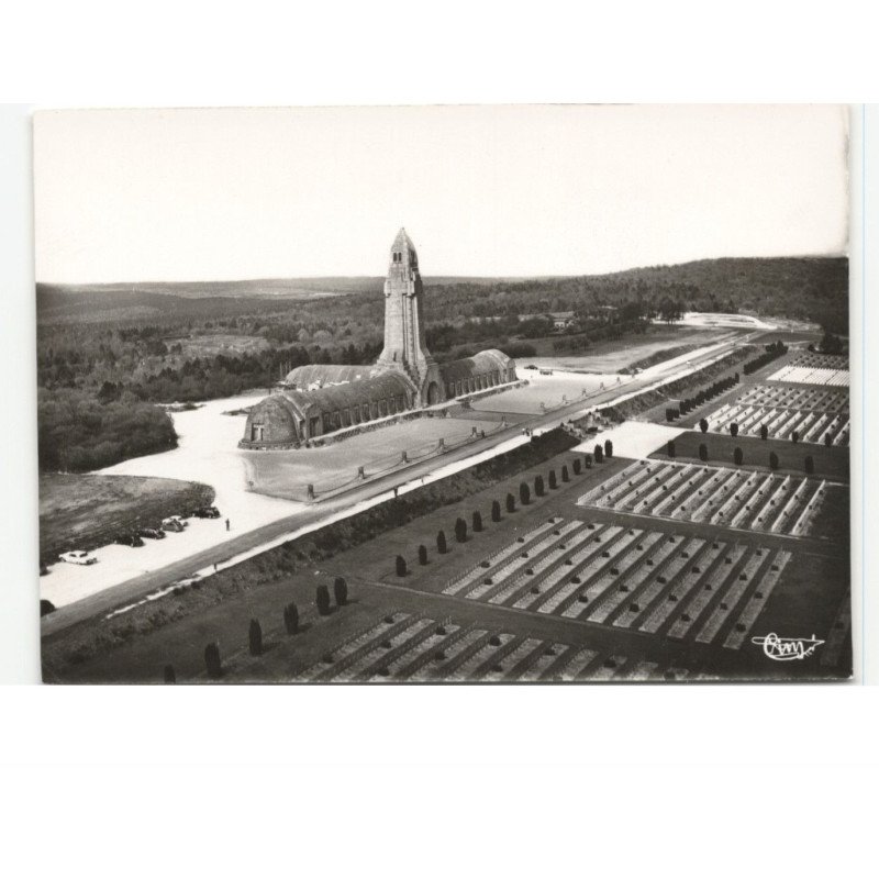 DOUAUMONT: l'ossuaire vue aérienne 10x15 - très bon état