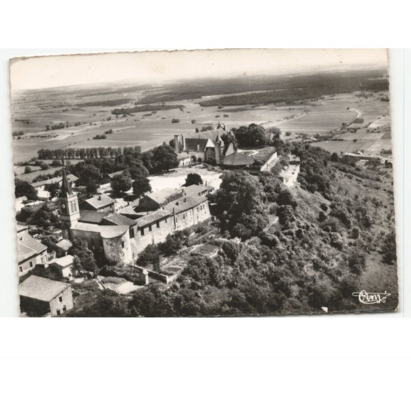 HATTONCHATEL: l'église et le château vue aérienne 10x15 - très bon état