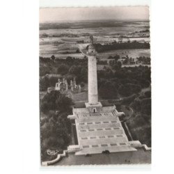 MONTFAUCON: le monument américain, John Russel Pope vue aérienne 10x15 - très bon état