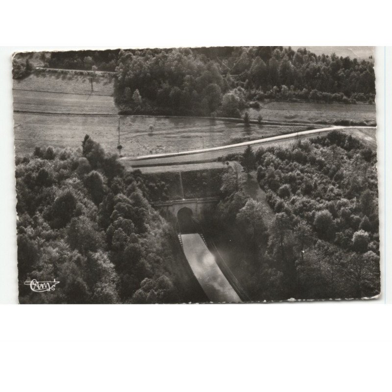 MAUVAGES: l'entrée du tunnel vue aérienne 10x15 - très bon état