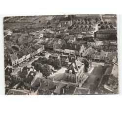 STENAY: place de l'hôtel de ville vue aérienne 10x15 - état