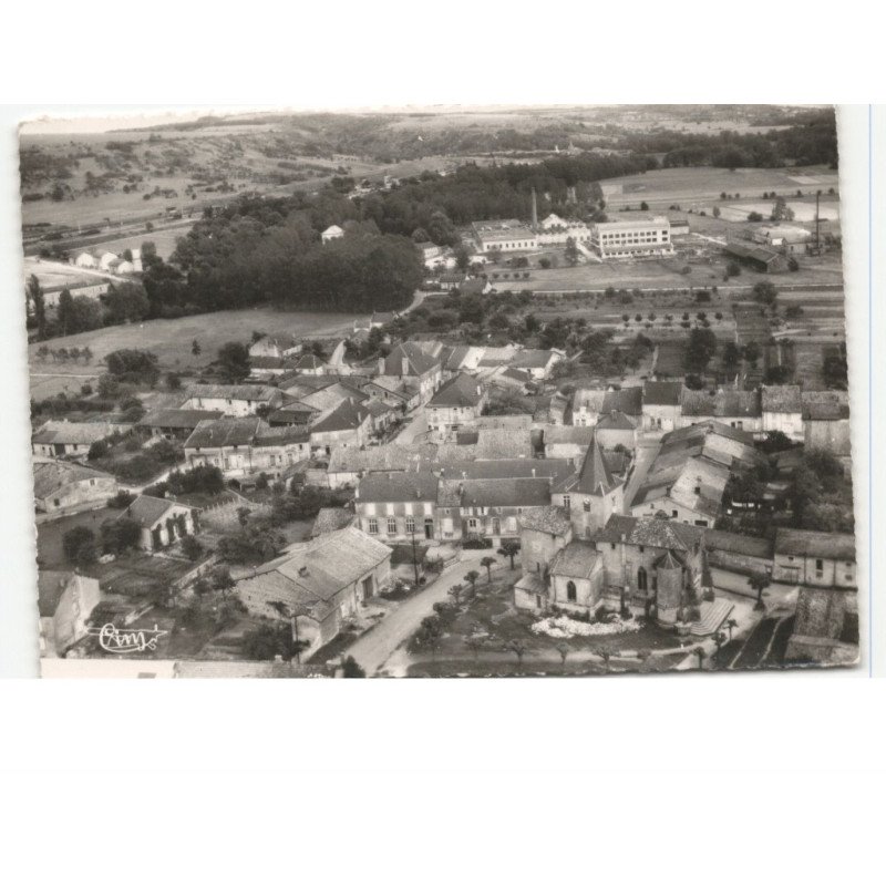 TRONVILLE-en-BARROIS: vue générale avec l'église en 1er plan vue aérienne 10x15 - très bon état