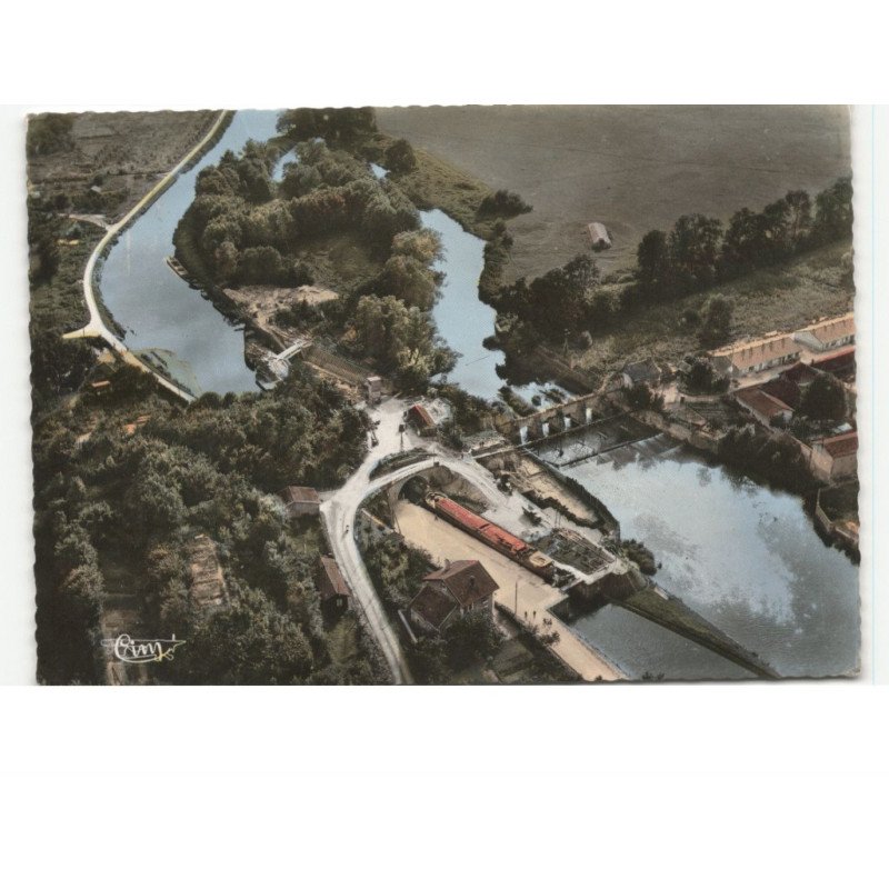 VERDUN: la meuse, le canal, l'écluse et le barrage vue aérienne 10x15 - très bon état