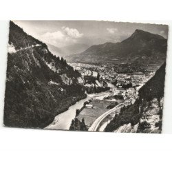 CLUSES: vue générale et la pointe d'orchez vue aérienne 10x15 - très bon état
