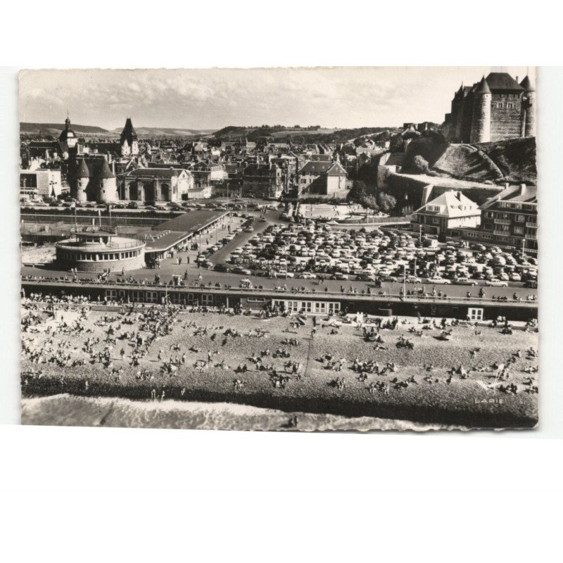 DIEPPE: la plage, le vieux château XVe vue aérienne 10x15 - très bon état