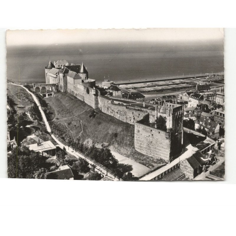DIEPPE: le château XVe siècle vue aérienne 10x15 - état