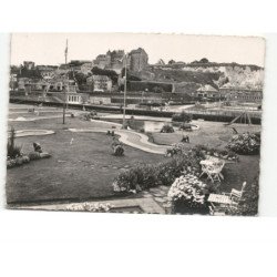 DIEPPE: le golf miniature, la pisicine et vue sur le château vue aérienne 10x15 - très bon état