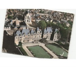 EU: le château et la collégiale vue aérienne 10x15 - très bon état