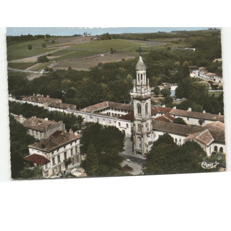 VERDELAIS: la basilique et les cloîtres vue aérienne 10x15 - état