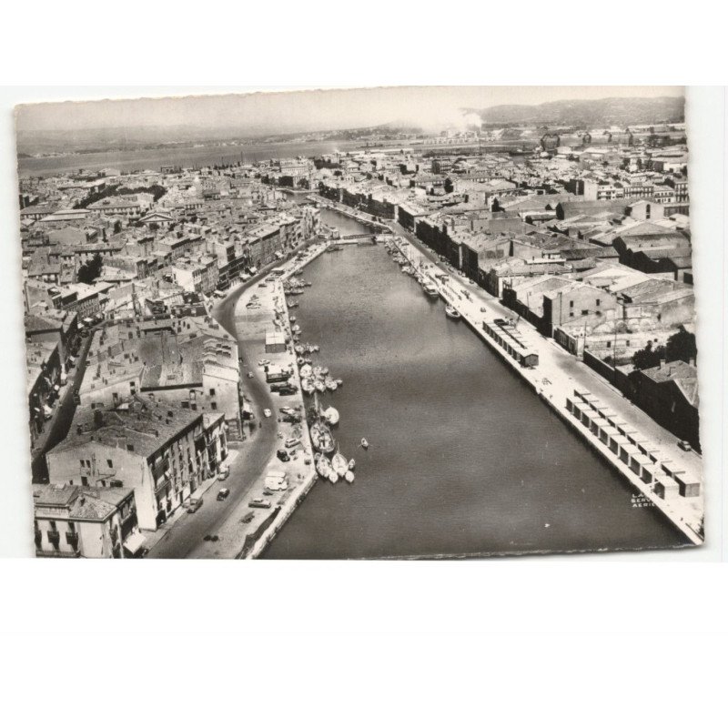SETE: entrée du canal de l'étang vue aérienne 10x15 - très bon état