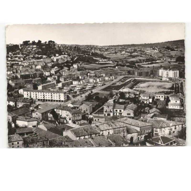 CLERMONT-L'HERAULT: cité H.L.M. vue aérienne 10x15 - très bon état