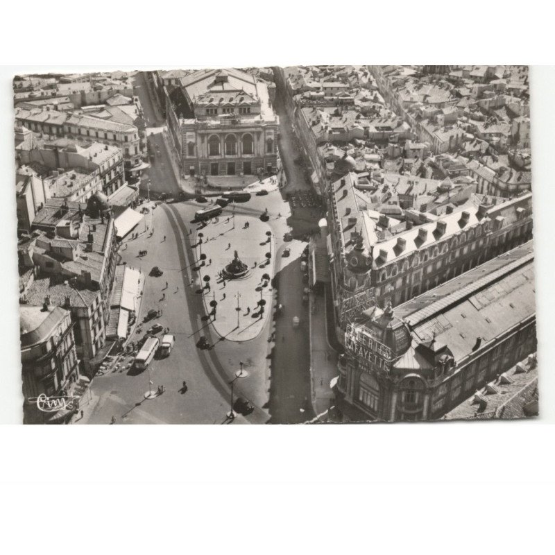 MONTPELLIER: place de la comédie et le théâtre vue aérienne 10x15 - très bon état
