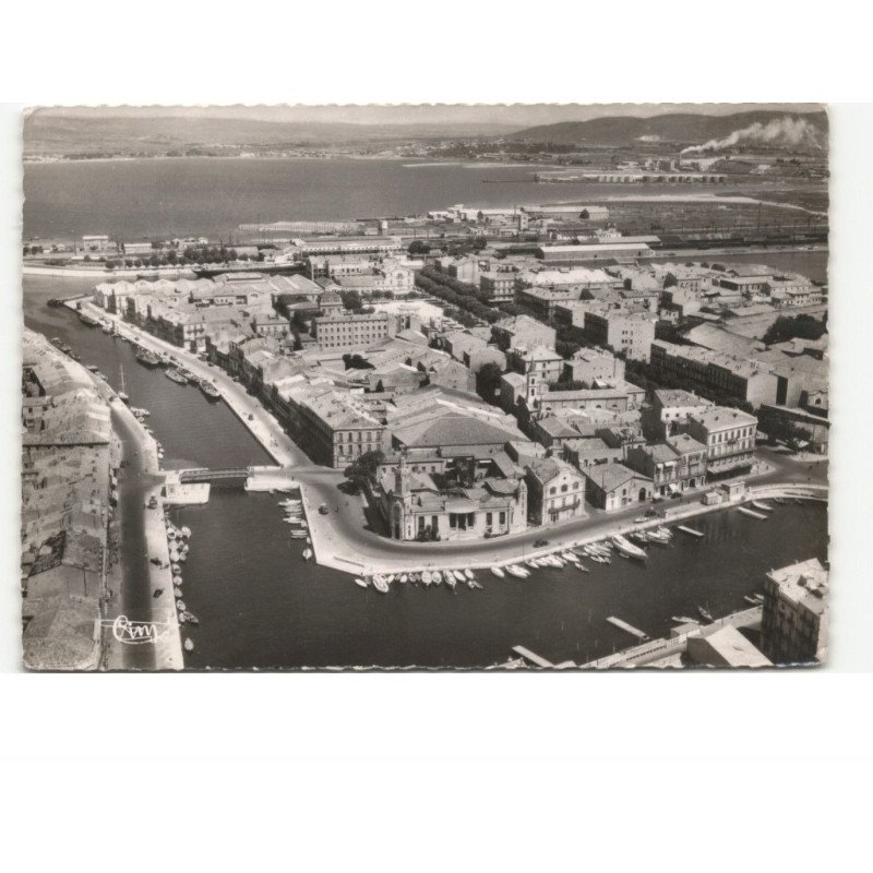 SETE: la chambre de commerce, le canal et l'etang de thau vue aérienne 10x15 - état