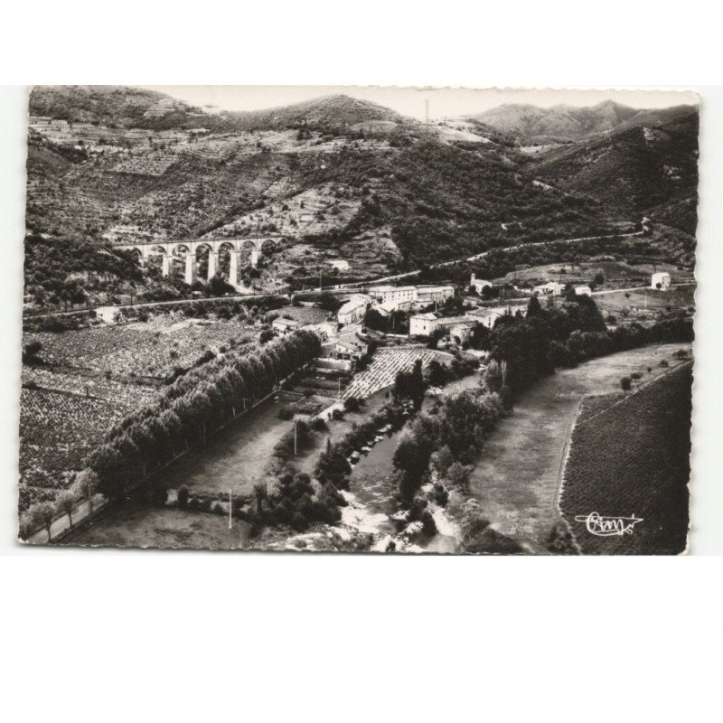 LA TOUR-sur-ORB: dans le fond, à droite, boussagues, le vieux village et le viaduc vue aérienne 10x15 - très bon état