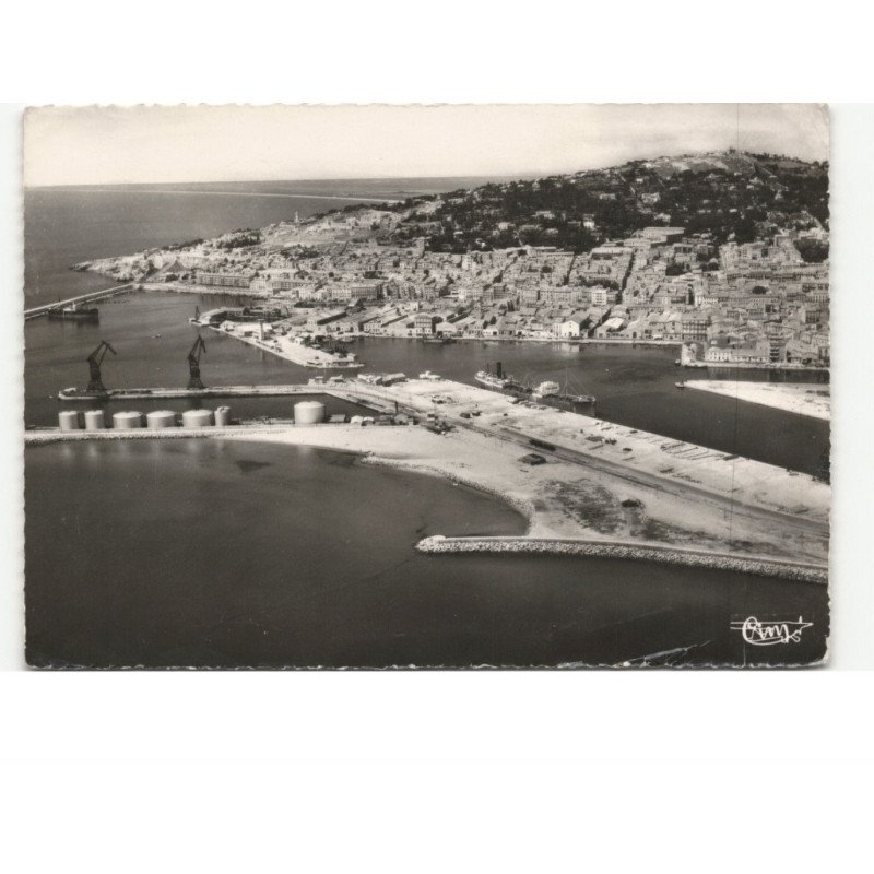 SETE: entrée du nouveau port et bassin à pétrole vue aérienne 10x15 - état