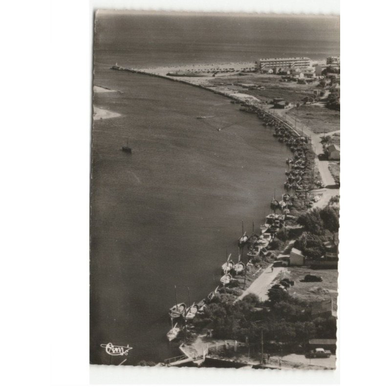 VALRAS-PLAGE: les bords de l'orb et le port vue aérienne 10x15 - très bon état
