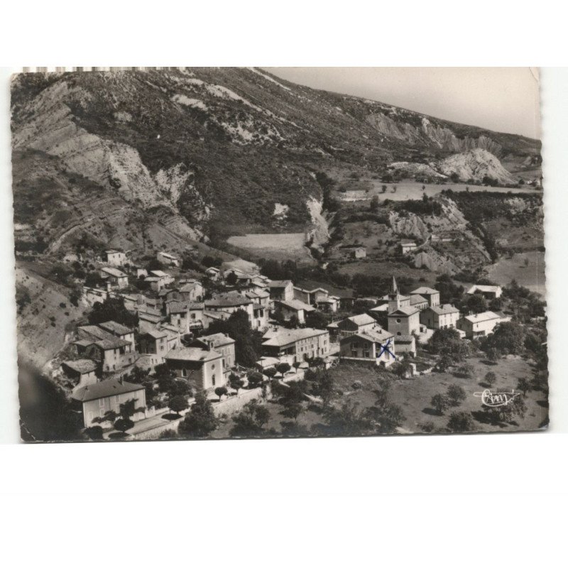 TRESCLEOUX: vue générale vue aérienne 10x15 - état