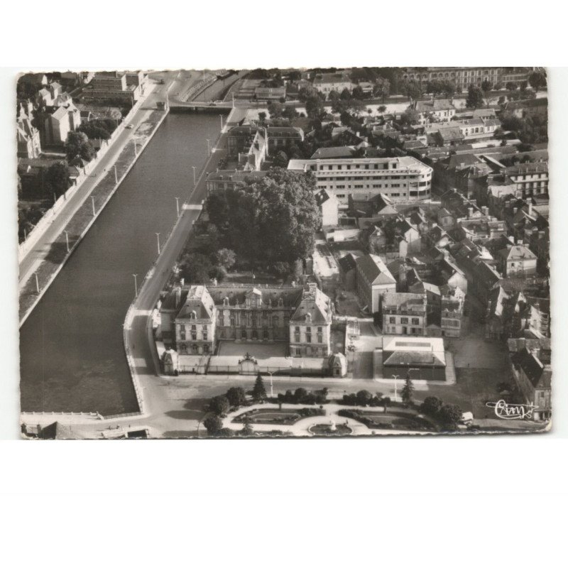TROYES:la préfecture le canal et le collège technique vue aérienne 10x15 - très bon état