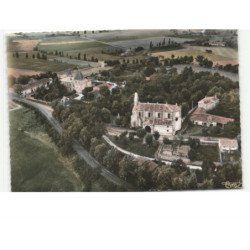 CAUJAC: l'église et le château vue aérienne 10x15 - très bon état
