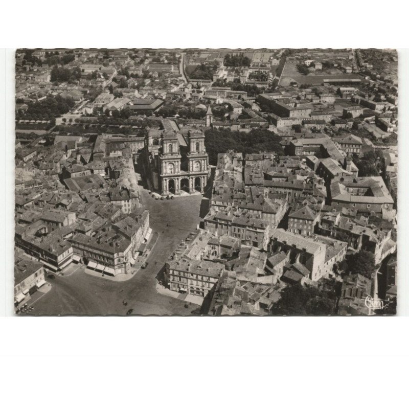 AUCH: vue panoramique vue aérienne 10x15 - très bon état