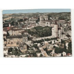 AUCH: vue générale, l'escallier monumental la tour d'artagnan et cathédrale vue aérienne 10x15 - très bon état