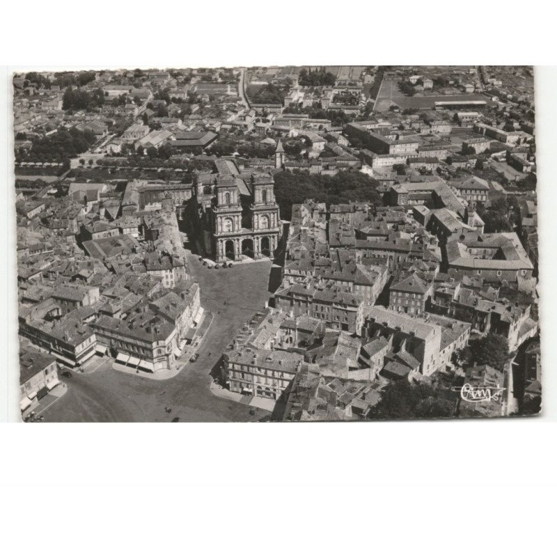 AUCH: vue panoramique vue aérienne 10x15 - très bon état
