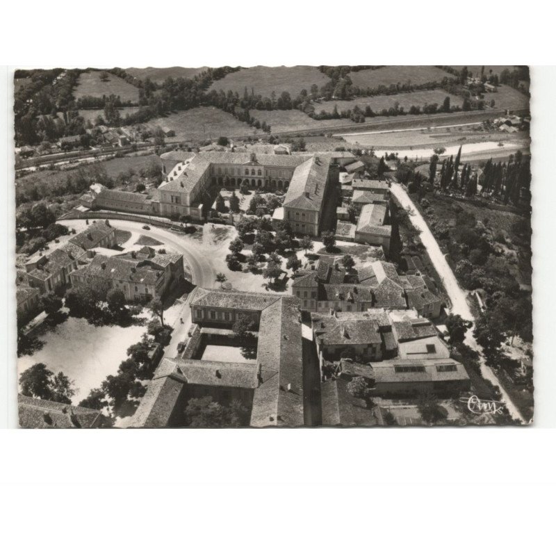 LECTOURE: le collège et l'hôpital, ancien château des comtes d'armagnac vue aérienne 10x15 - très bon état