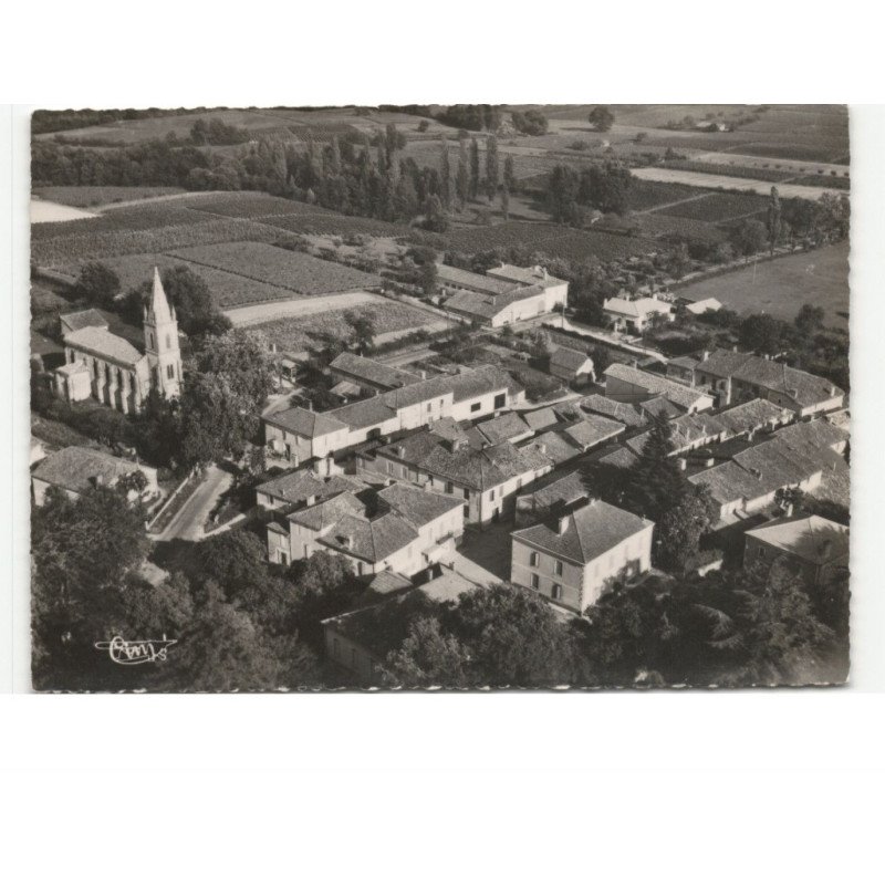 LABARRERE: le centre du bourg vue aérienne 10x15 - très bon état