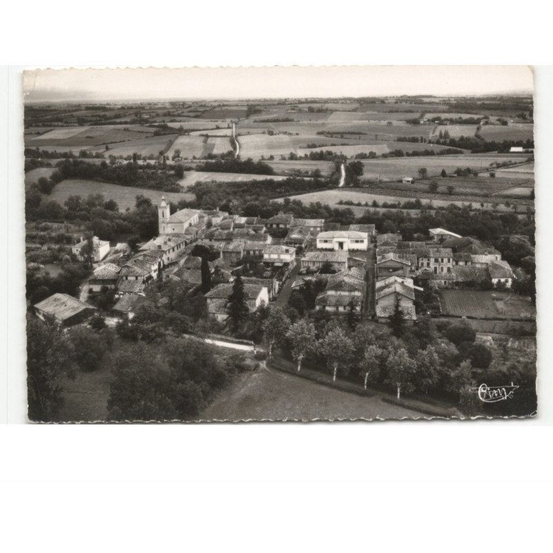 SAINT-SAUVY: vue générale vue aérienne 10x15 - état