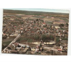 PLAISANCE-du-GERS: vue générale, au 1er plan, les arènes vue aérienne 10x15 - très bon état