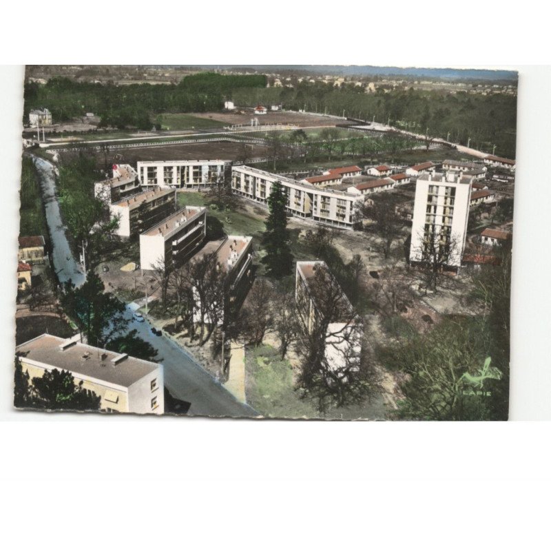 MERIGNAC: les fauvettes et la tour vue aérienne 10x15 - très bon état