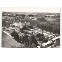 VAYRES: le château XIVe et XVIIe siècle vue aérienne 10x15 - très bon état