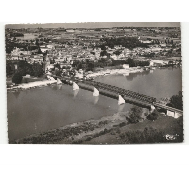 CADILLAC: le pont et les bords de la garonne vue aérienne 10x15 - très bon état