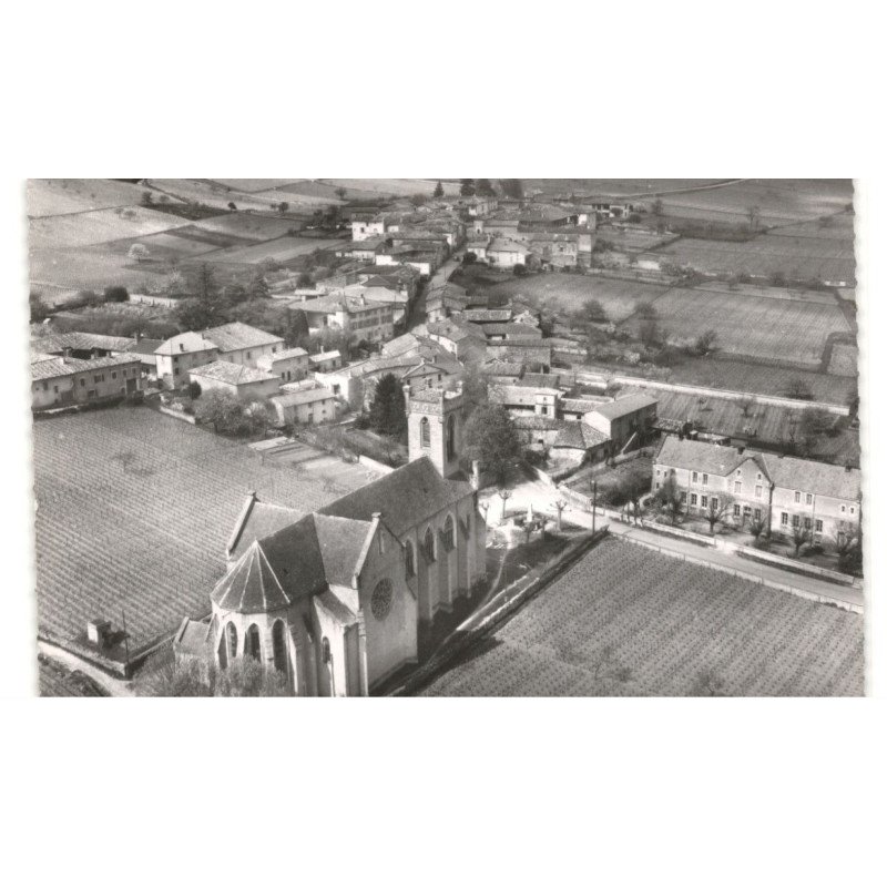 FUISSE: l'église et les vignobles réputés vue aérienne 10X15 - très bon état