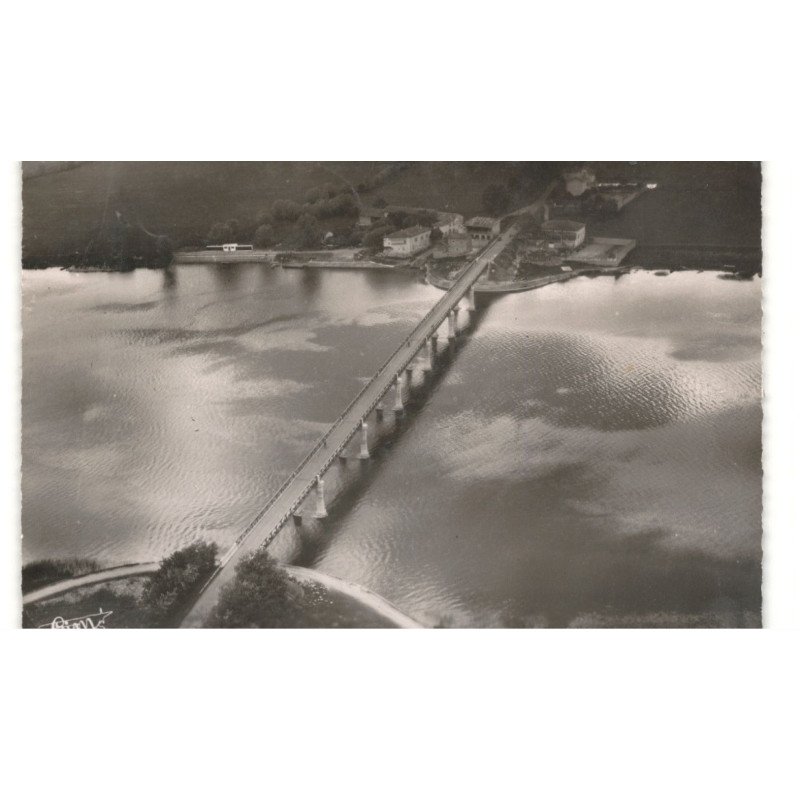 CRECHEE-sur-SAONE: pont vue aérienne 10X15 - très bon état