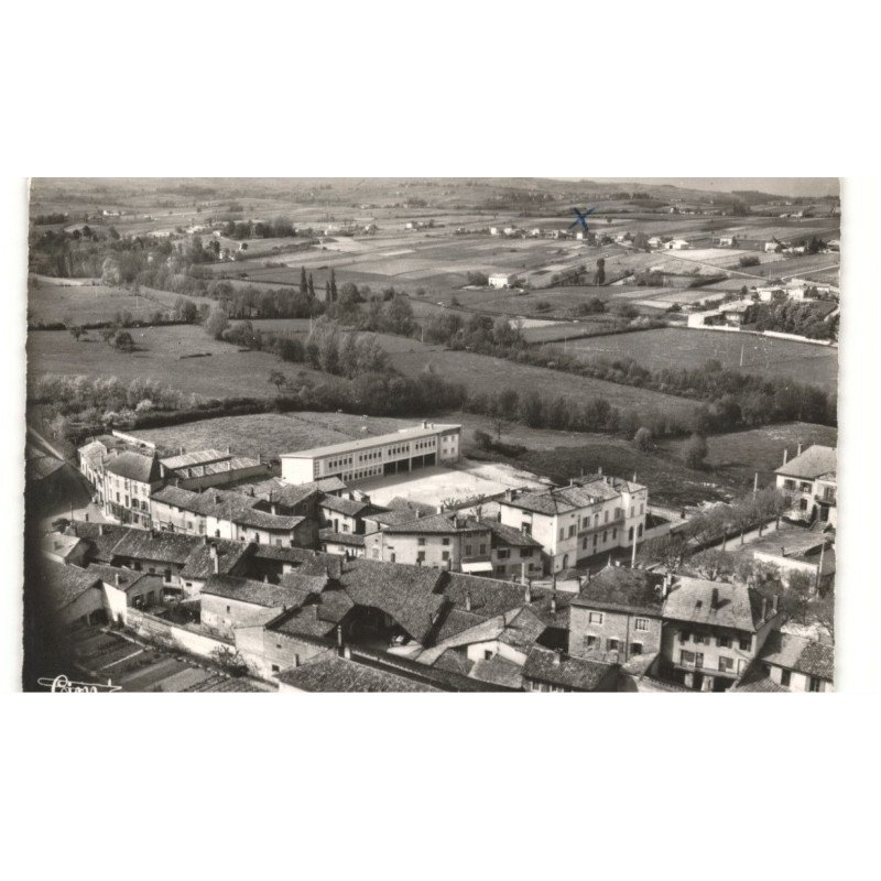 LA CHAPELLE-de-GUINCHAY: mairie et groupe scolaire vue aérienne 10X15 - très bon état