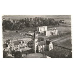 LUX: l'église et l'école, vue aérienne 10X15 - très bon état