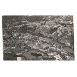 ENTRAYGUES: le lot et la truyère vue aérienne 10x15 - très bon état (timbre arraché)