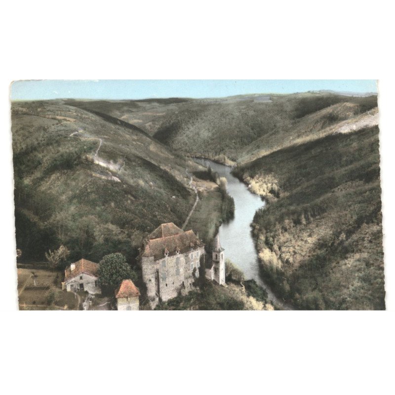 PORT-D'AGRES: le château gironde vue aérienne 10x15 - très bon état