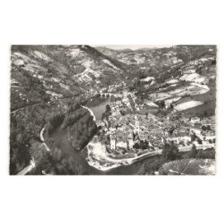 ENTRAYGUES: terrain de sport et camping vue aérienne 10x15 - très bon état