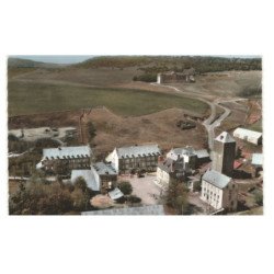 AUBRAC: vue générale au fond, la colonie de vacances la résidence vue aérienne 10x15 - très bon état