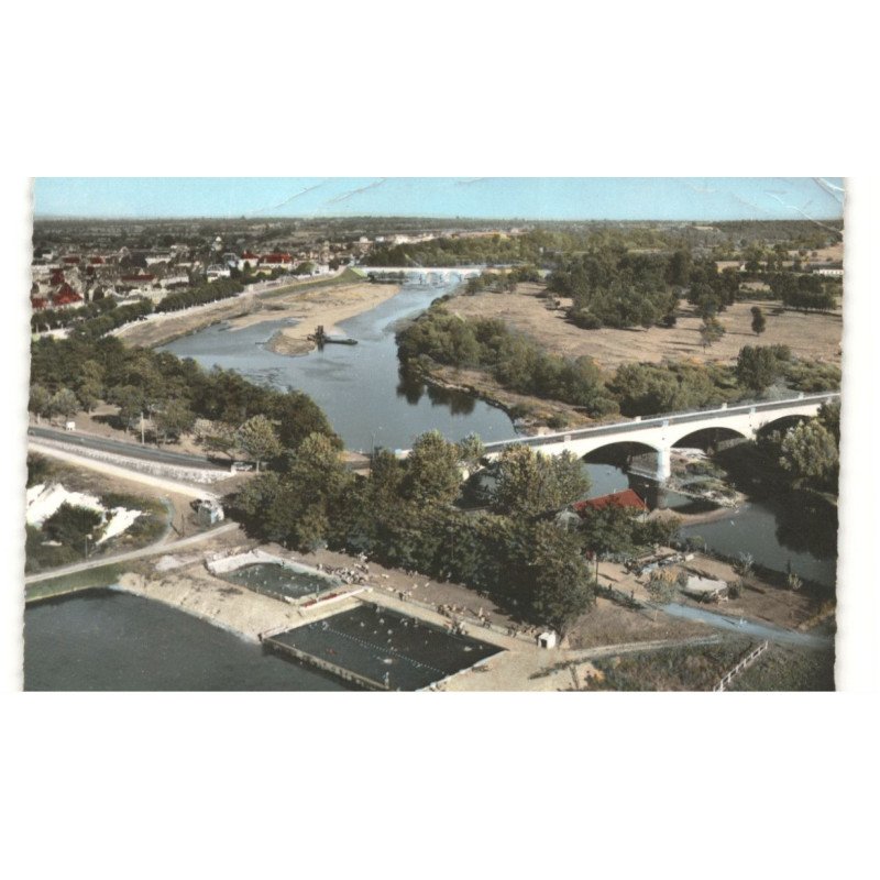 DIGOIN: cercle nautique, la piscine et pont sur la loire vue aérienne 10X15 - état