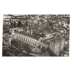 CLUNY: la grande abbatiale de saint-hugues construite en 1080 à 1225 vue aérienne 10X15 - très bon état