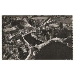 LA CLAYETTE: le château vue aérienne 10X15 - très bon état