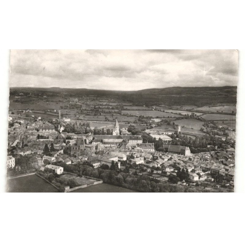 CLUNY: vue générale de l'ensemble de l'abbaye vue aérienne 10X15 - très bon état